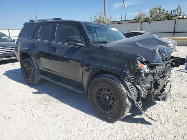 Photo 4 from auction – 2020 TOYOTA 4RUNNER SR with VIN JTEZU5JR8L5218924