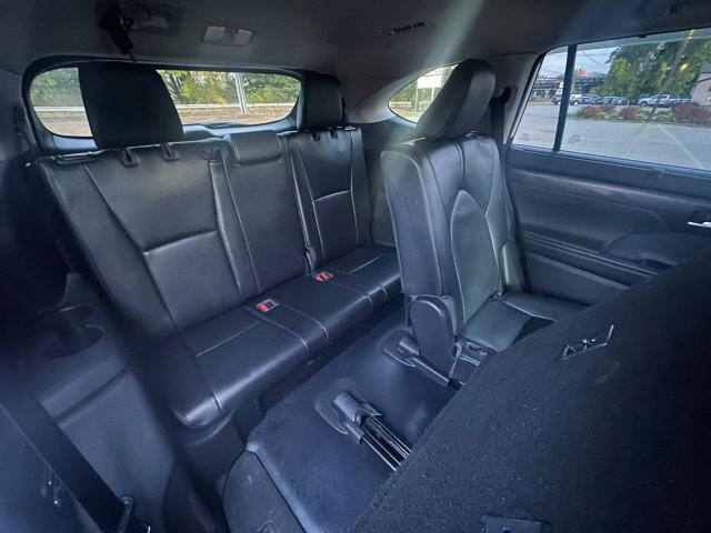 Photo 7 from auction – 2021 TOYOTA HIGHLANDER with VIN 5TDDZRBH1MS532570