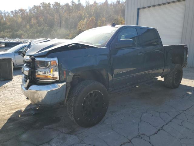 CHEVROLET SILVERADO 2018 with VIN 3GCUKREC3JG246668 - Photo from auction