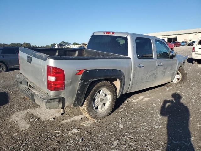 Photo 3 from auction – 2011 CHEVROLET SILVERADO with VIN 3GCPKSE32BG391304