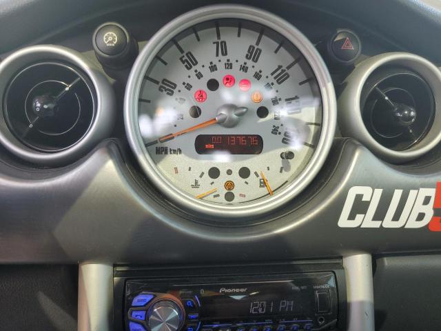 Photo 9 from auction – 2003 MINI COOPER S with VIN WMWRE33413TD63886