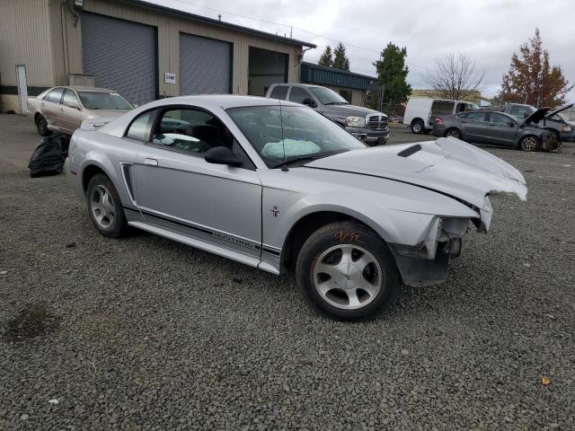 Photo 4 from auction – 2000 FORD MUSTANG with VIN 1FAFP4042YF281409