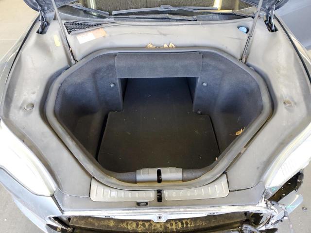 Photo 11 from auction – 2013 TESLA MODEL S with VIN 5YJSA1CN2DFP08633