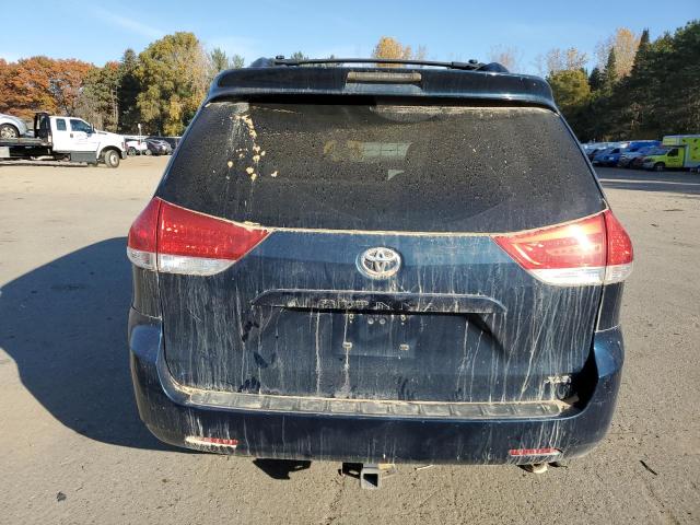Photo 6 from auction – 2011 TOYOTA SIENNA XLE with VIN 5TDYK3DC7BS070971