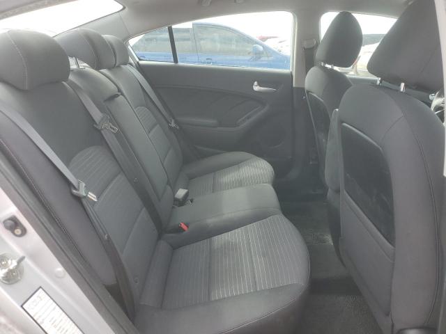 Photo 10 from auction – 2018 KIA FORTE LX with VIN 3KPFL4A78JE273491