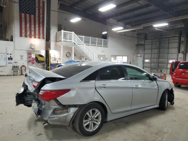 Photo 3 from auction – 2014 HYUNDAI SONATA GLS with VIN 5NPEB4AC7EH837497