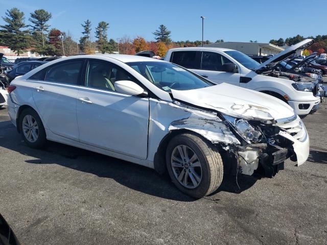 Photo 4 from auction – 2013 HYUNDAI SONATA GLS with VIN 5NPEB4AC7DH801422