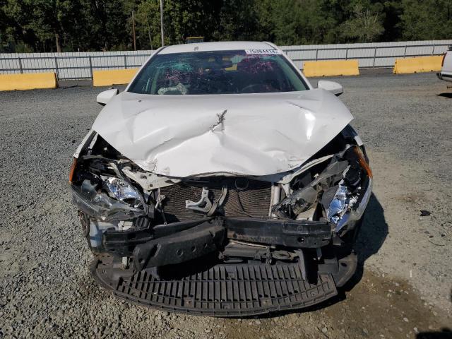 Photo 5 from auction – 2014 TOYOTA COROLLA L with VIN 5YFBURHE9EP098993