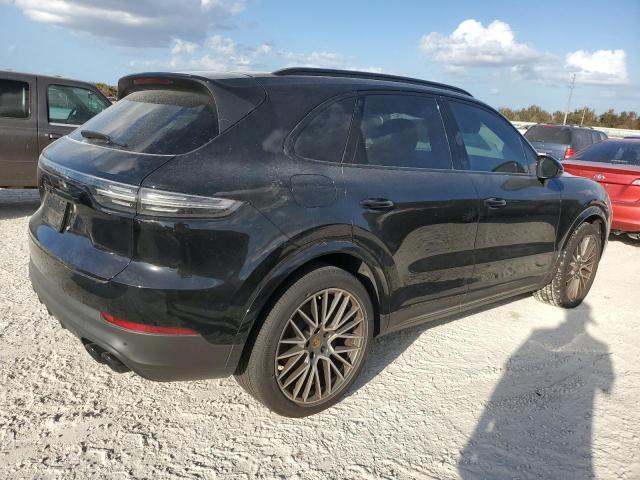 Photo 3 from auction – 2022 PORSCHE CAYENNE with VIN WP1AA2AY9NDA06959