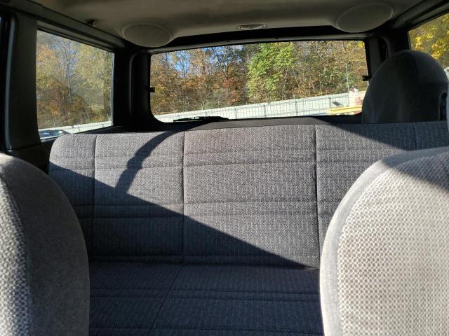 Foto 10 de la subasta – 2001 JEEP CHEROKEE S con VIN 1J4FF48S31L607994