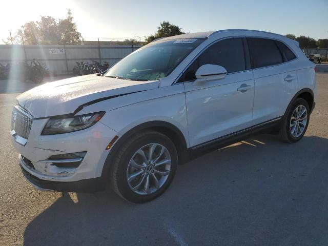 LINCOLN MKC SELECT 2019 with VIN 5LMCJ2C93KUL20756 - Photo from auction