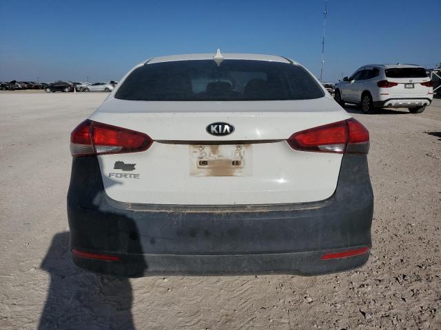 Photo 6 from auction – 2018 KIA FORTE LX with VIN 3KPFK4A79JE165206