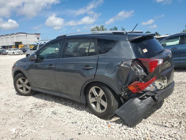 Photo 2 from auction – 2015 TOYOTA RAV4 XLE with VIN JTMWFREV3FD069560