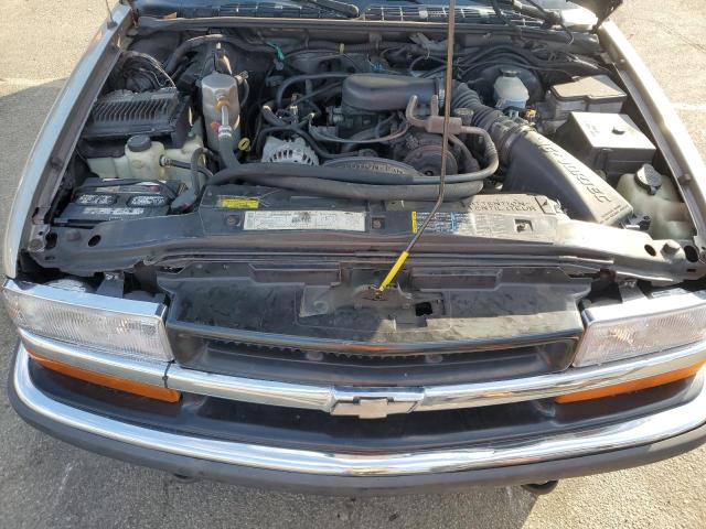 Photo 12 from auction – 2000 CHEVROLET BLAZER with VIN 1GNDT13W9Y2101950