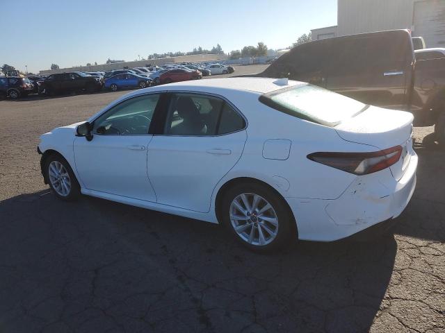 Photo 2 from auction – 2022 TOYOTA CAMRY LE with VIN 4T1C11AK4NU653538