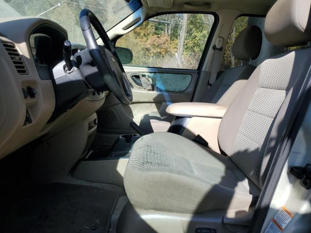Photo 7 from auction – 2004 FORD ESCAPE XLT with VIN 1FMCU93134KA87411