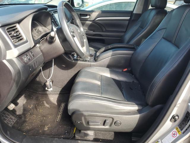 Photo 7 from auction – 2017 TOYOTA HIGHLANDER with VIN 5TDKZRFH9HS508329