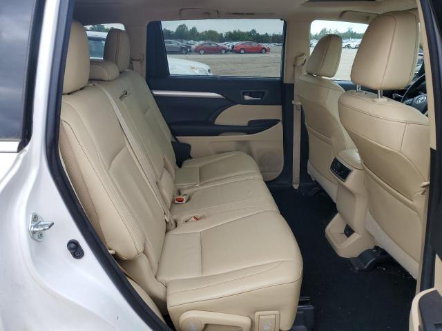 Photo 11 from auction – 2016 TOYOTA HIGHLANDER with VIN 5TDJKRFH9GS310249