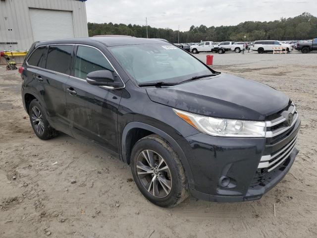 Photo 4 from auction – 2018 TOYOTA HIGHLANDER with VIN 5TDZARFH0JS033116