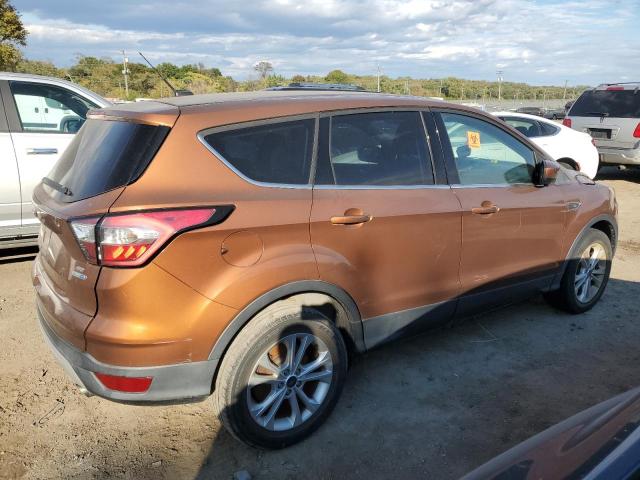 Photo 3 from auction – 2017 FORD ESCAPE SE with VIN 1FMCU9GD5HUB74502