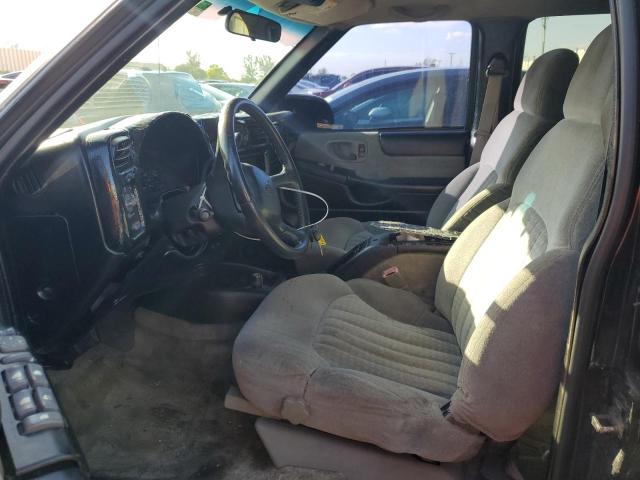 Photo 7 from auction – 2000 CHEVROLET BLAZER with VIN 1GNCS13W62K142736