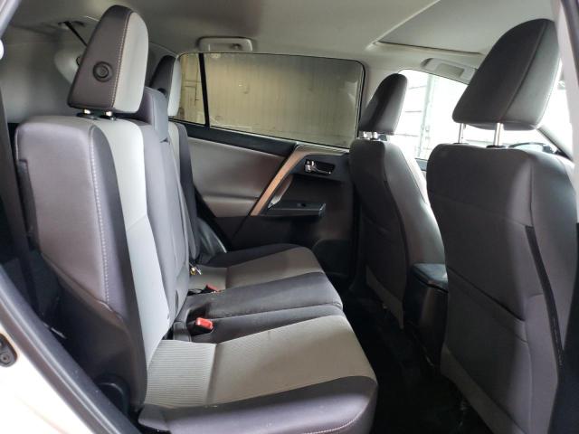 Photo 11 from auction – 2015 TOYOTA RAV4 XLE with VIN 2T3RFREV7FW268241