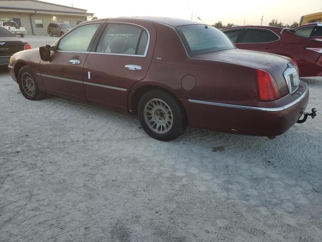 Photo 2 from auction – 2000 LINCOLN TOWN CAR C with VIN 1LNHM83W4YY790675
