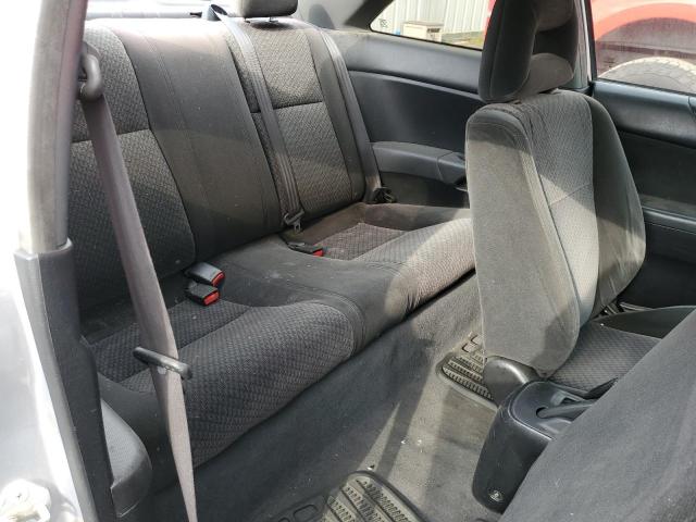 Photo 10 from auction – 2004 HONDA CIVIC DX with VIN 1HGEM22204L813543
