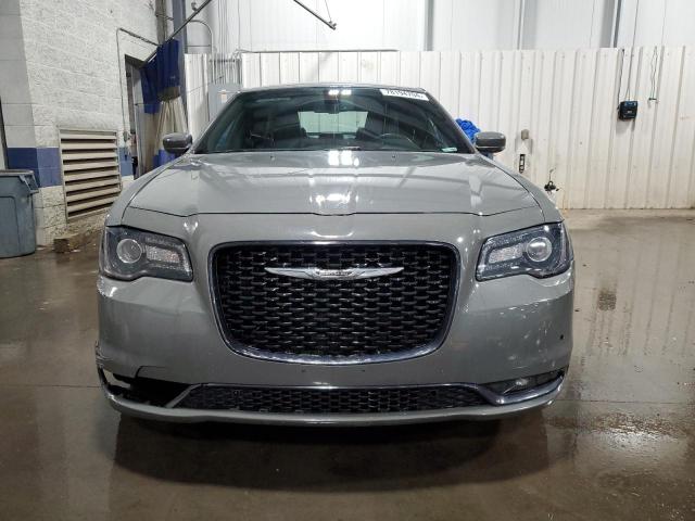 Снимка 5 от търг – 2017 CHRYSLER 300 S с VIN 2C3CCAGG7HH597530