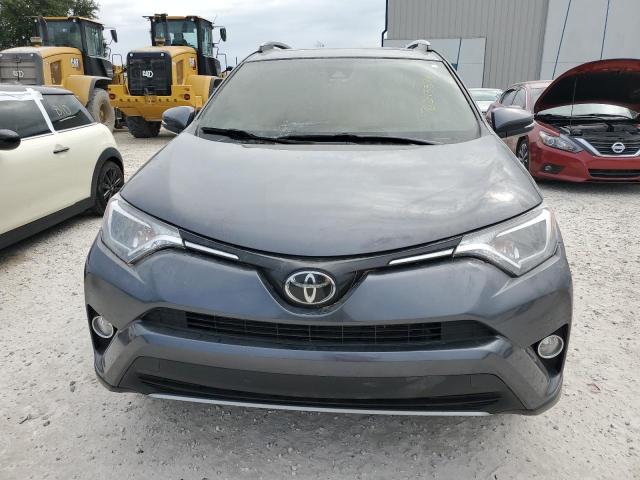 Photo 5 from auction – 2017 TOYOTA RAV4 XLE with VIN JTMWFREV9HD095003