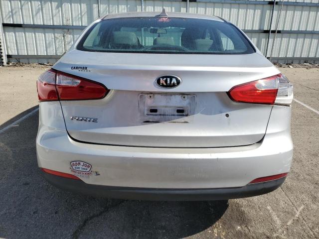 Снимка 6 от търг – 2015 KIA FORTE LX с VIN KNAFK4A68F5431791