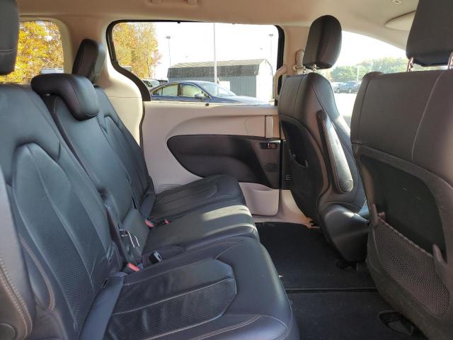 Снимка 11 от търг – 2018 CHRYSLER PACIFICA T с VIN 2C4RC1BG1JR356186