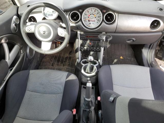 Photo 8 from auction – 2005 MINI COOPER S with VIN WMWRE33475TD92019