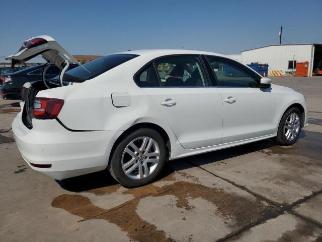 Photo 3 from auction – 2017 VOLKSWAGEN JETTA S with VIN 3VW2B7AJ3HM261843