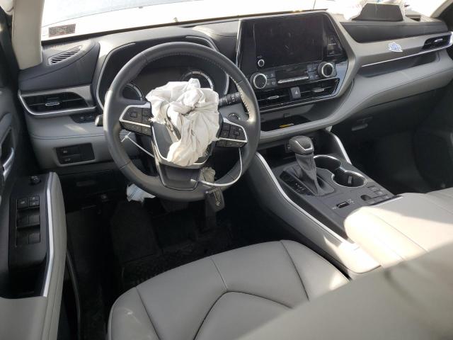 Фото 8 с аукциона – 2023 TOYOTA HIGHLANDER с VIN 5TDKBRCH3PS580649