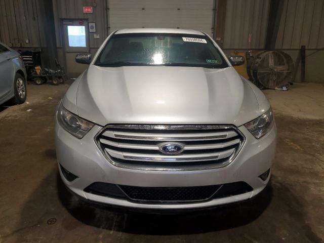 Photo 5 from auction – 2014 FORD TAURUS LIM with VIN 1FAHP2F80EG121770
