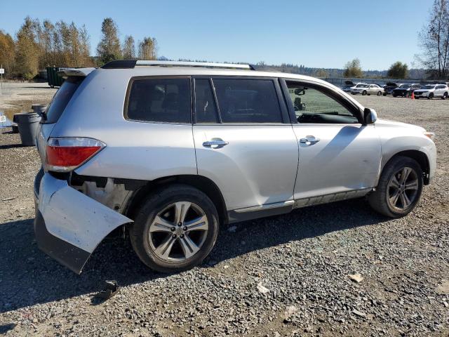 Photo 3 from auction – 2011 TOYOTA HIGHLANDER with VIN 5TDDK3EHXBS070942