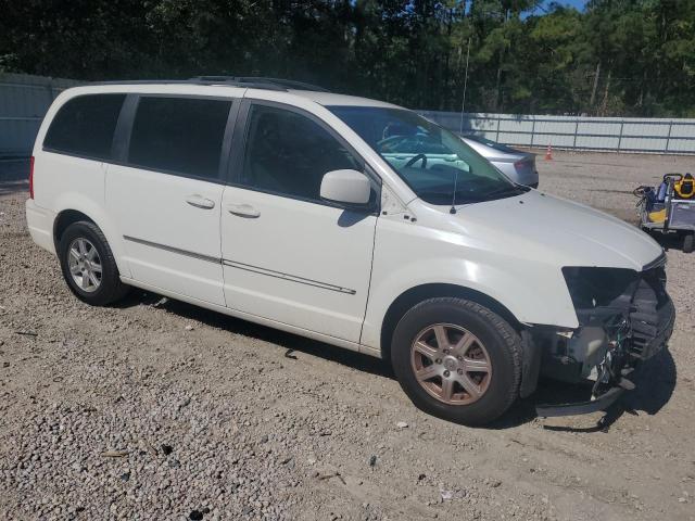 Photo 4 from auction – 2010 CHRYSLER TOWN & COU with VIN 2A4RR5D14AR352576