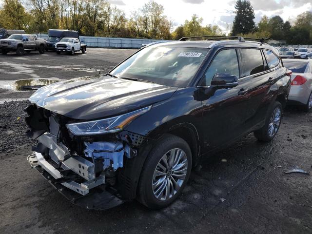 TOYOTA HIGHLANDER 2024 with VIN 5TDKDRBH4RS566094 - Photo from auction