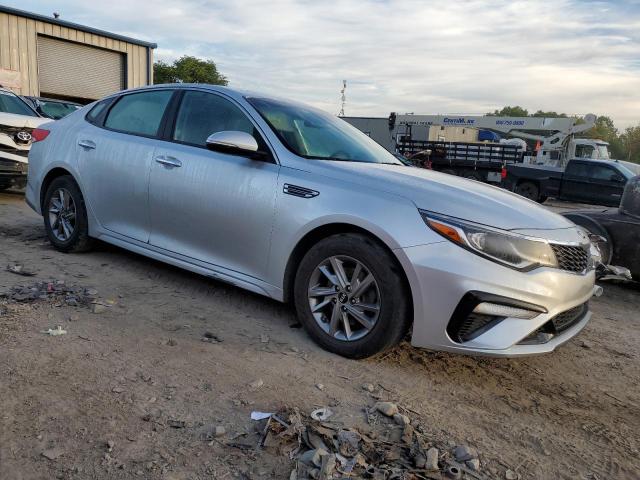Photo 4 from auction – 2019 KIA OPTIMA LX with VIN 5XXGT4L38KG335348