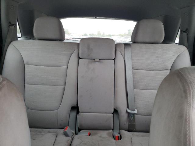 Photo 10 from auction – 2014 KIA SORENTO LX with VIN 5XYKTCA61EG531004