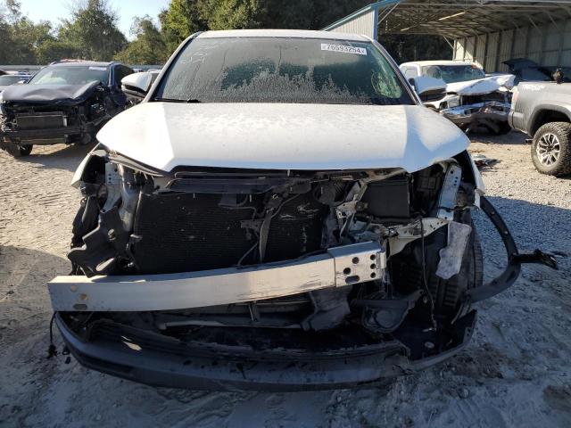Photo 5 from auction – 2015 TOYOTA HIGHLANDER with VIN 5TDZKRFH3FS093637