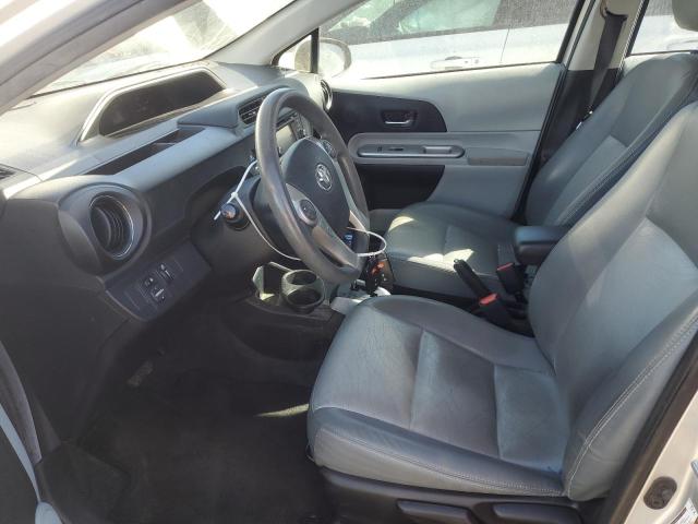 Photo 7 from auction – 2012 TOYOTA PRIUS C with VIN JTDKDTB3XC1030644