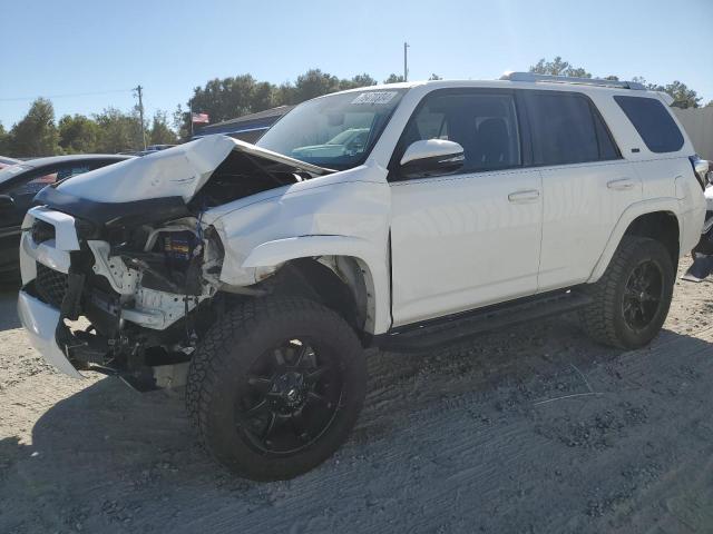 TOYOTA 4RUNNER SR 2018 with VIN JTEBU5JR5J5496016 - Photo from auction