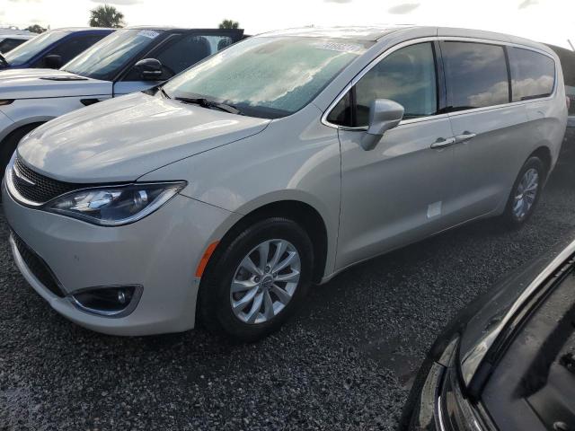 CHRYSLER PACIFICA T 2019 with VIN 2C4RC1FG5KR714756 - Photo from auction