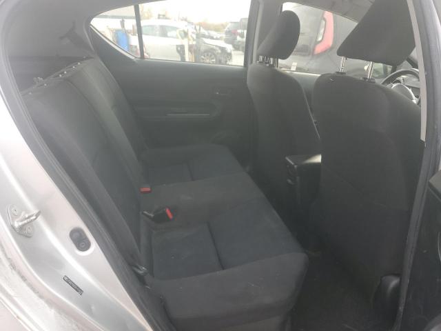 Photo 10 from auction – 2016 TOYOTA PRIUS C with VIN JTDKDTB32G1121025