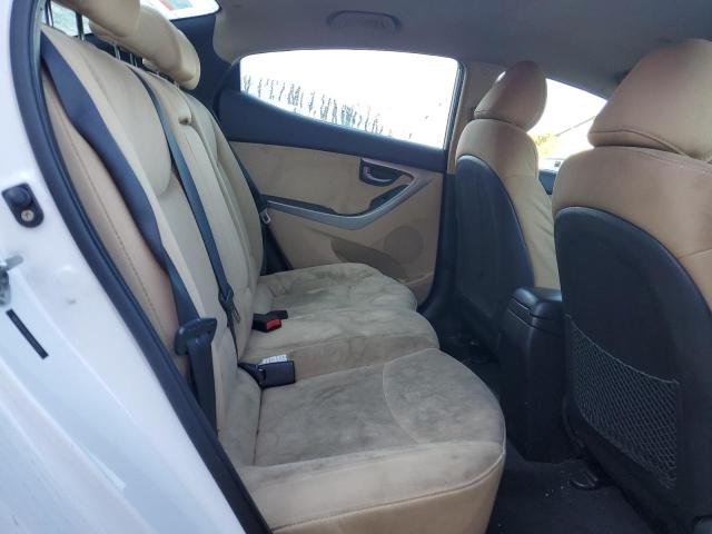 Photo 10 from auction – 2012 HYUNDAI ELANTRA GL with VIN 5NPDH4AEXCH093533