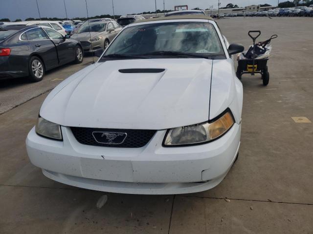 Photo 5 from auction – 2000 FORD MUSTANG with VIN 1FAFP4440YF195770