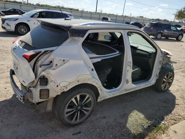 Photo 3 from auction – 2019 NISSAN KICKS S with VIN 3N1CP5CU3KL537524