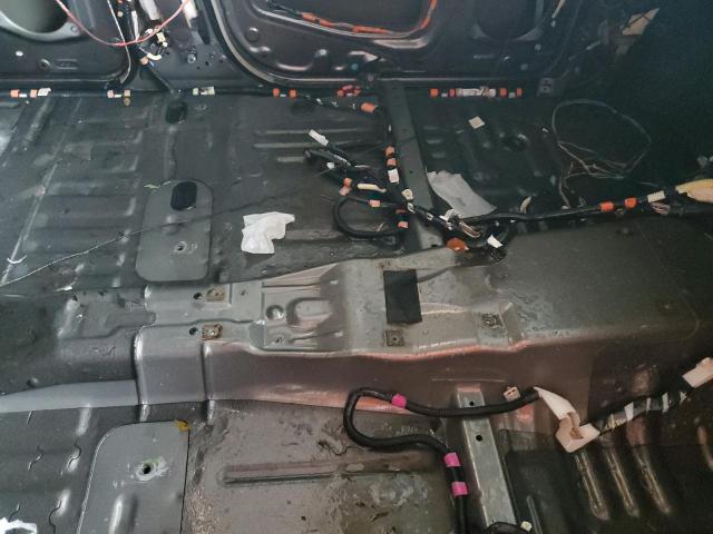Photo 11 from auction – 2003 TOYOTA SEQUOIA LI with VIN 5TDZT38A03S157025